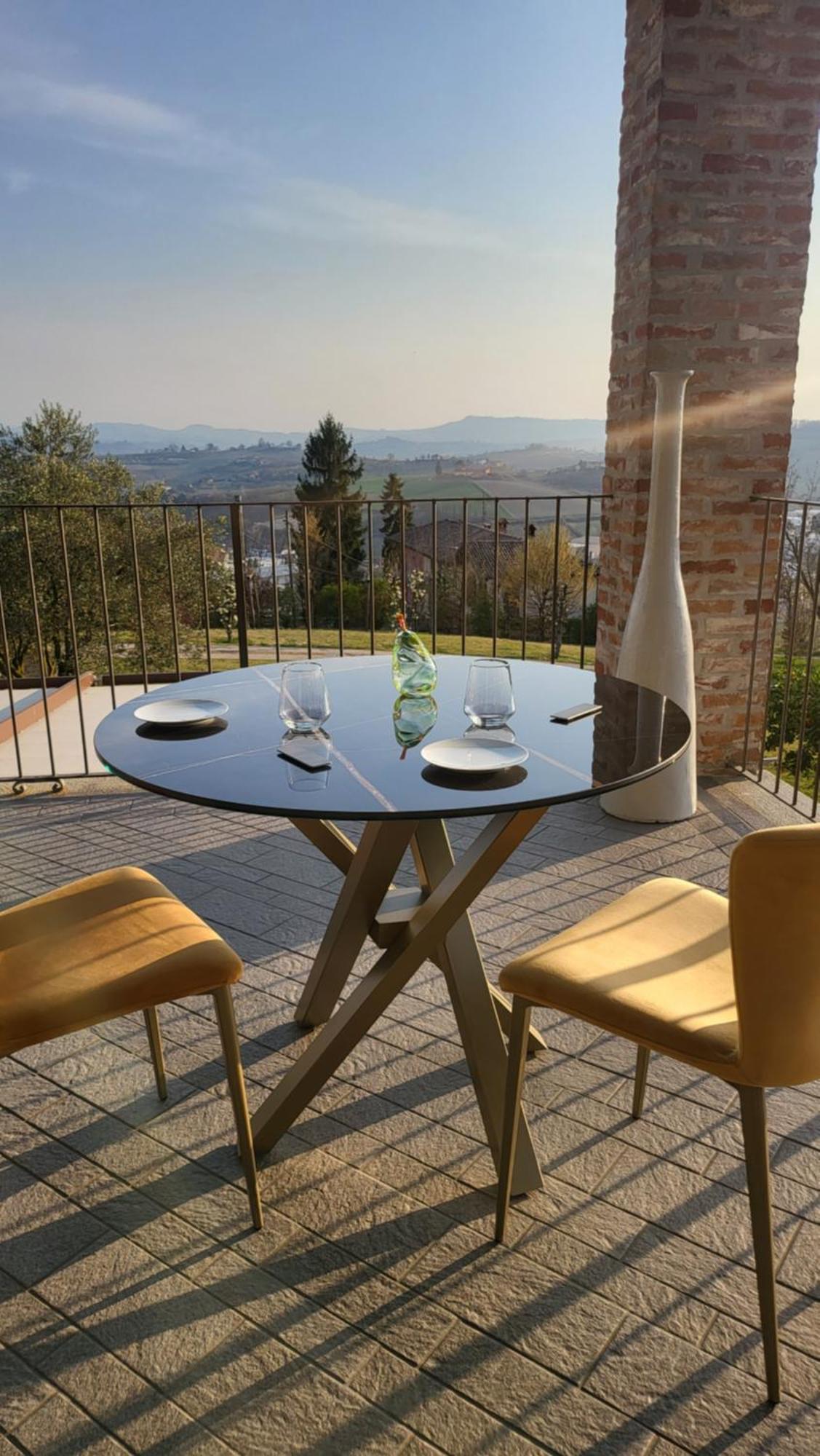 La Madernassa Resort - Casalora Dimora Storica Di Charme Guarene Екстер'єр фото