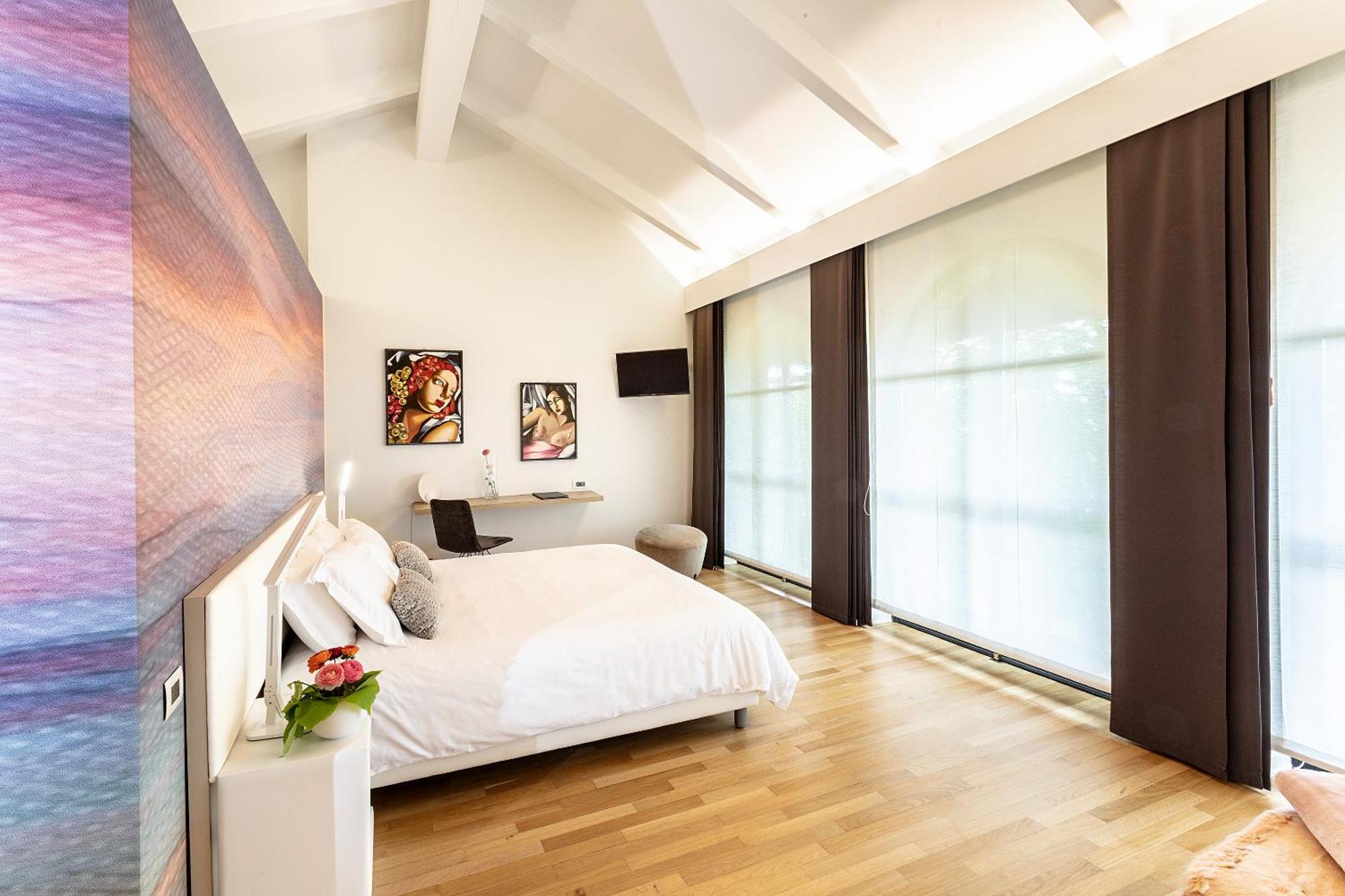 La Madernassa Resort - Casalora Dimora Storica Di Charme Guarene Екстер'єр фото